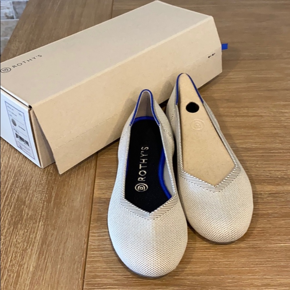 BRAND NEW  Rothy flats. Color:flax birdseye